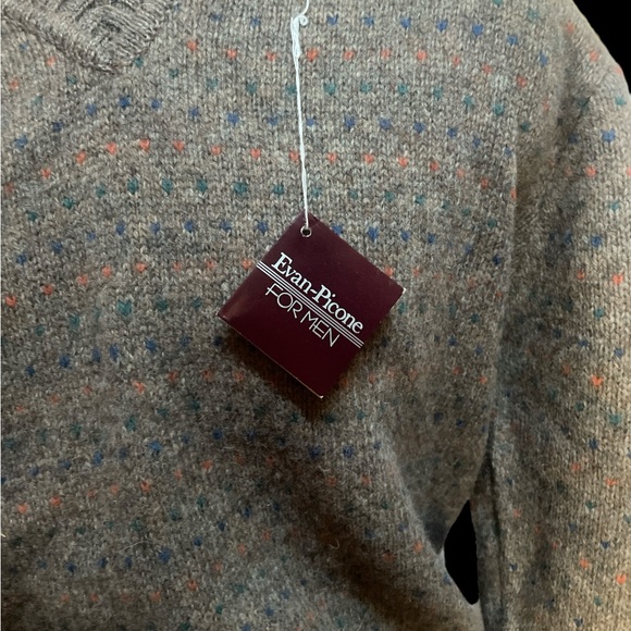 Vintage Evan-Picone wool sweater( made in British hong kong) sz m - Picture 3 of 8